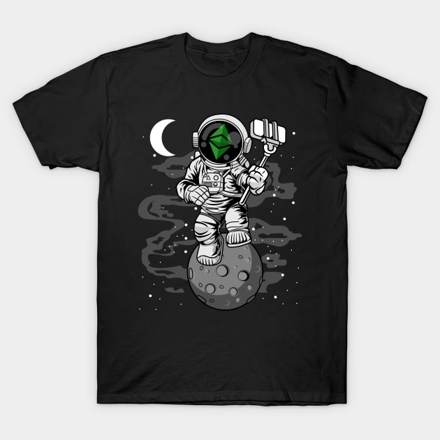 Astronaut Selfie Ethereum Classic Crypto ETH Coin To The Moon Crypto Token Cryptocurrency Wallet Birthday Gift For Men Women Kids T-Shirt by Thingking About